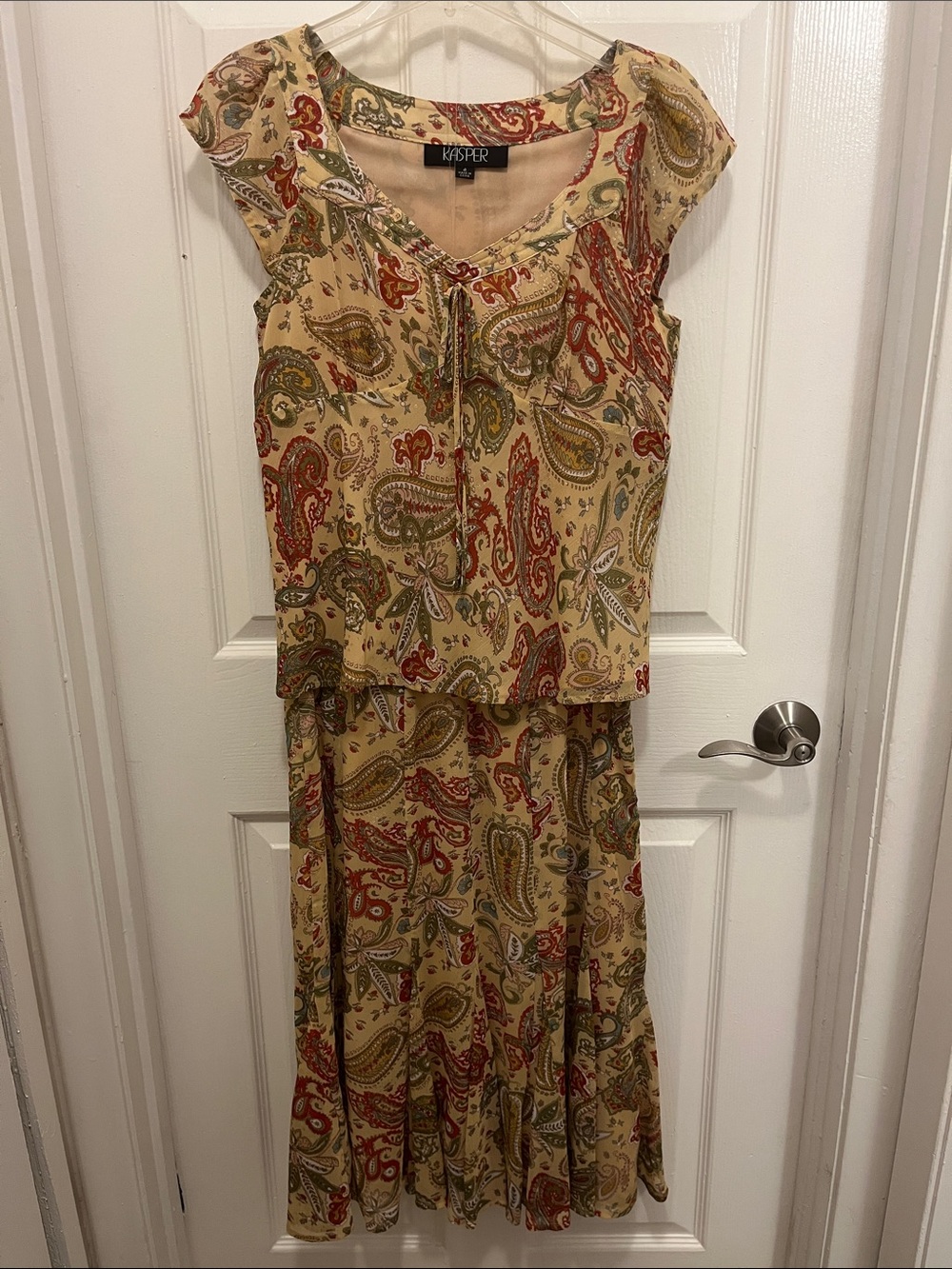 Kasper Gold Paisley Skirt Set with Red and Green Accents